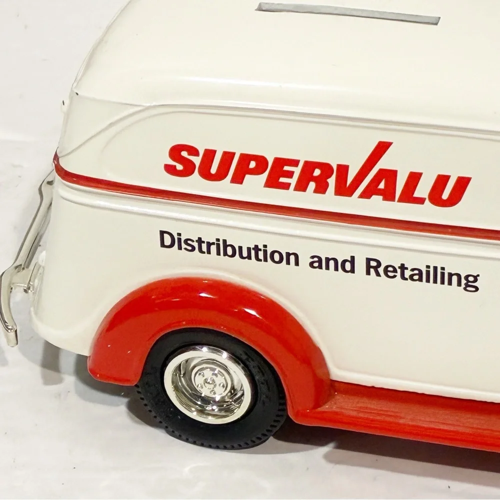 ERTL 1938 Panel Truck Bank SUPERVALU Distribution‎ Retailing Collectible Bank